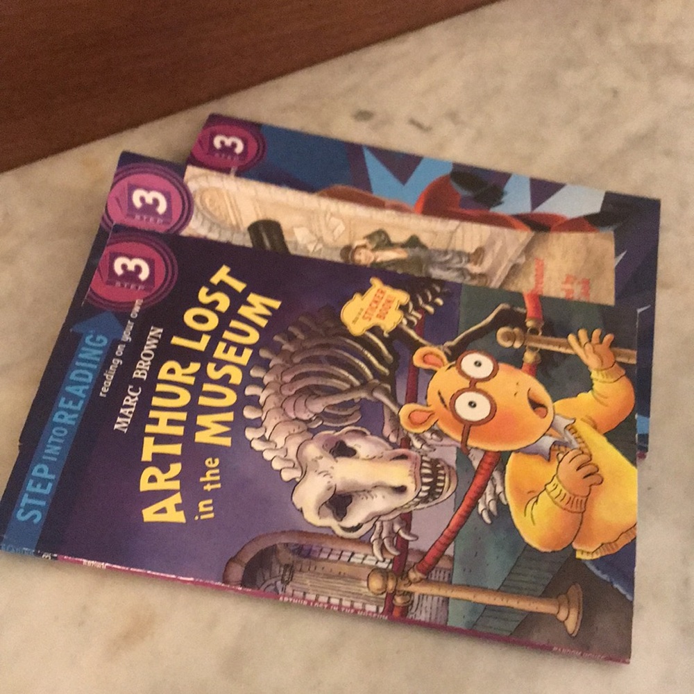 Random House-Set of Three-Step(3) Into Reading - Picture 10 of 12